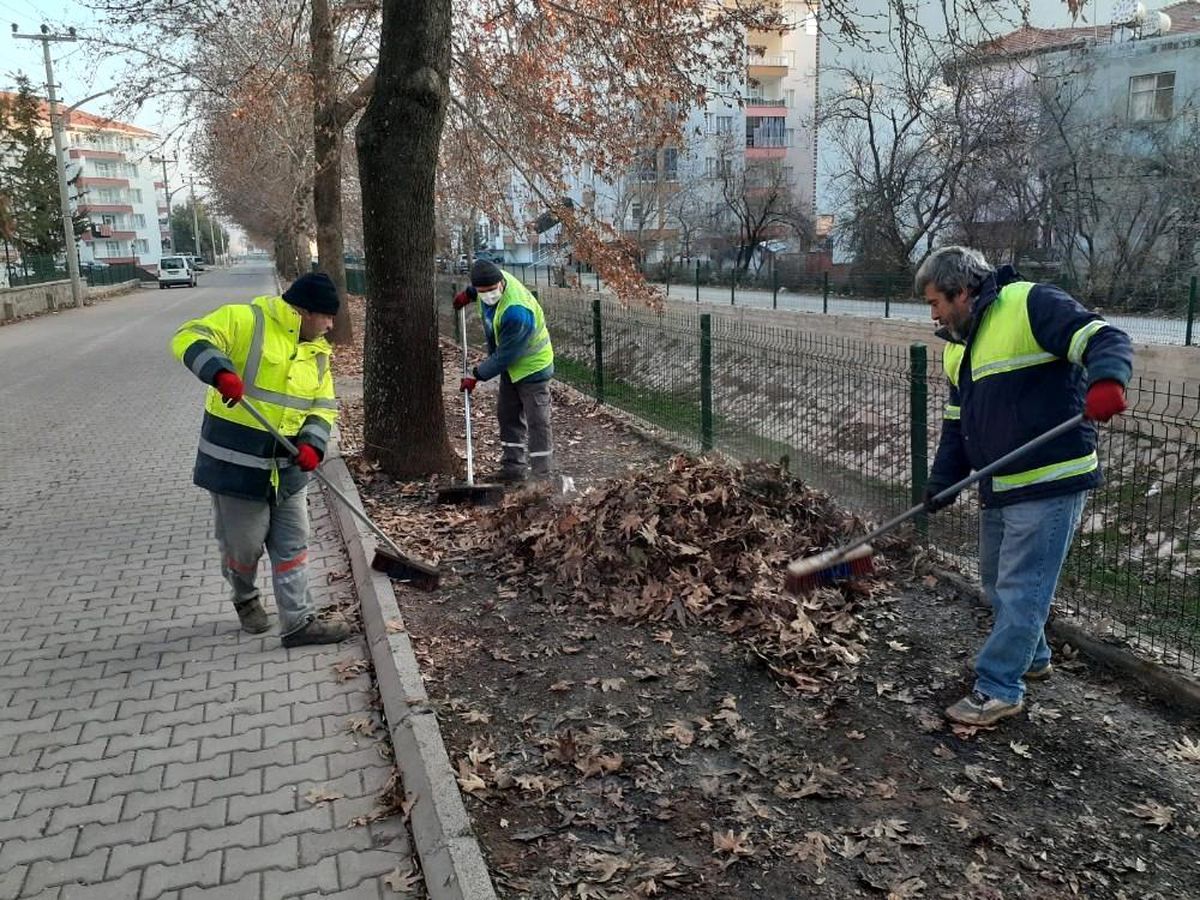 Gölbaşı ilçesi baştan aşağı temizleniyor