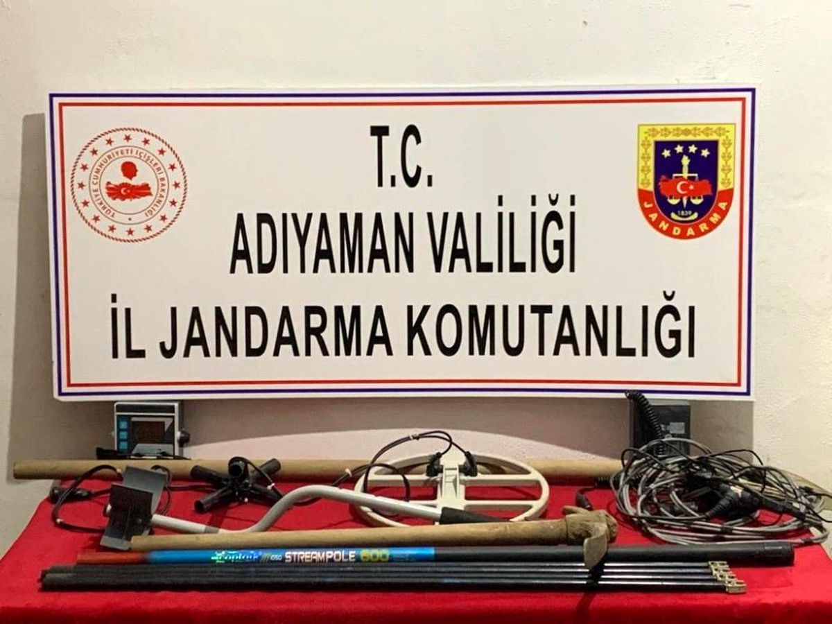 Jandarmadan kaçak kazıya suçüstü