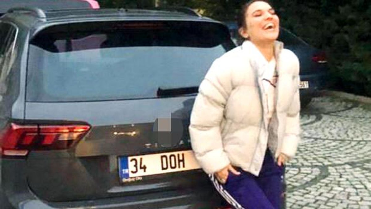 Demet Akalın: O kadar cimri değiliz