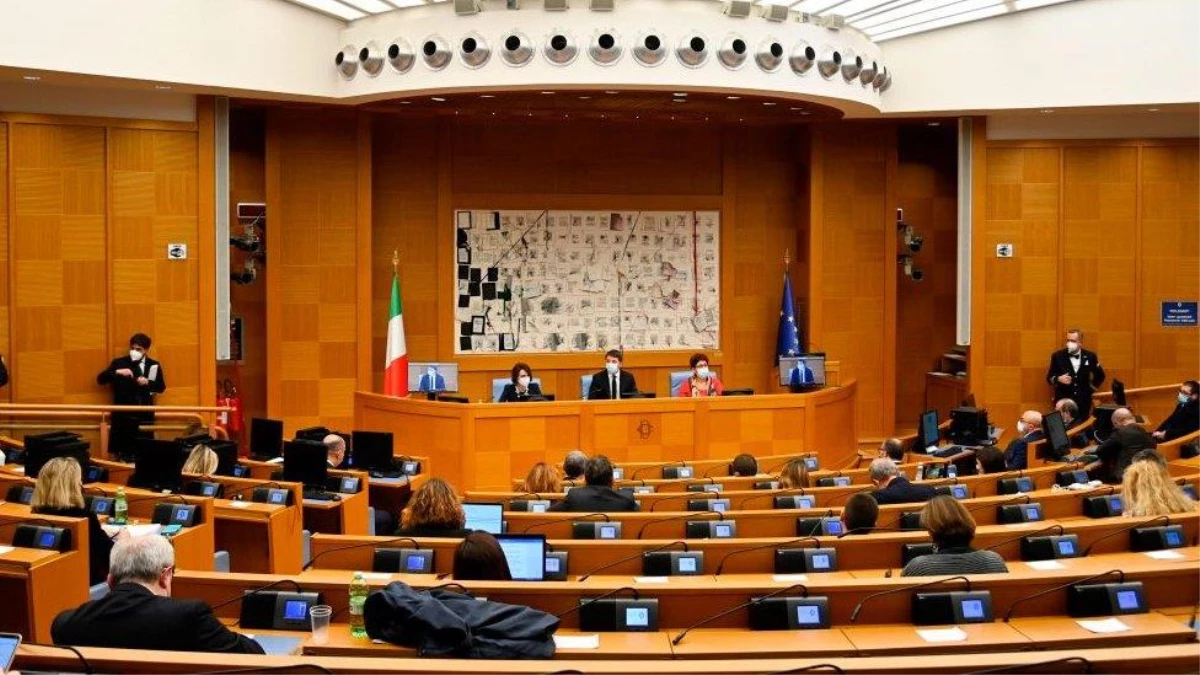 İtalya\'da hükümet krizi: Koalisyonun küçük ortağı bakanlarını çekti