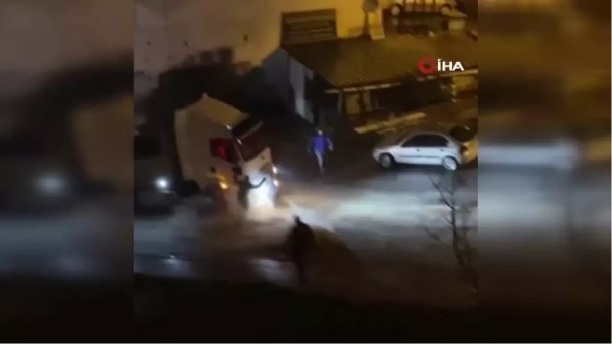 Son dakika haberi: Selde TIR\'ın altına sürüklenen kadını kurtaran şoför o anları anlattı