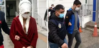 Aynı anda iki adamla sözlenen kadının oyunu, taraflar karşılaşınca son buldu! Kız evinin önünde birbirlerine girdiler