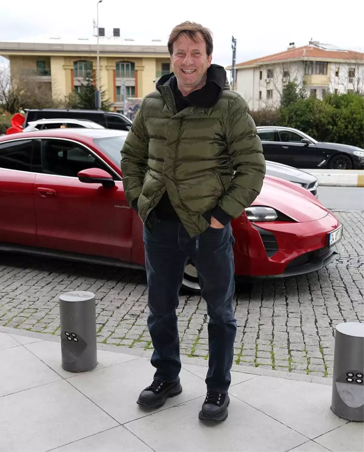 Kaya Çilingiroğlu\'nun yüzü gülüyor