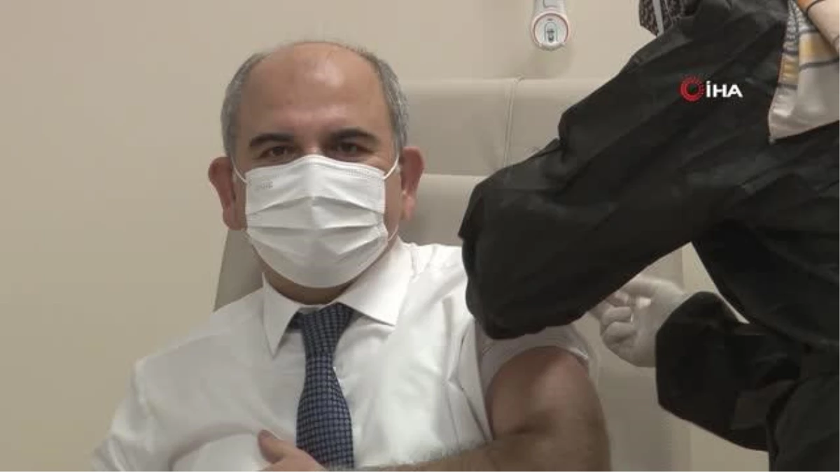 Konya'da korona virüs aşısı yapılmaya başlandı