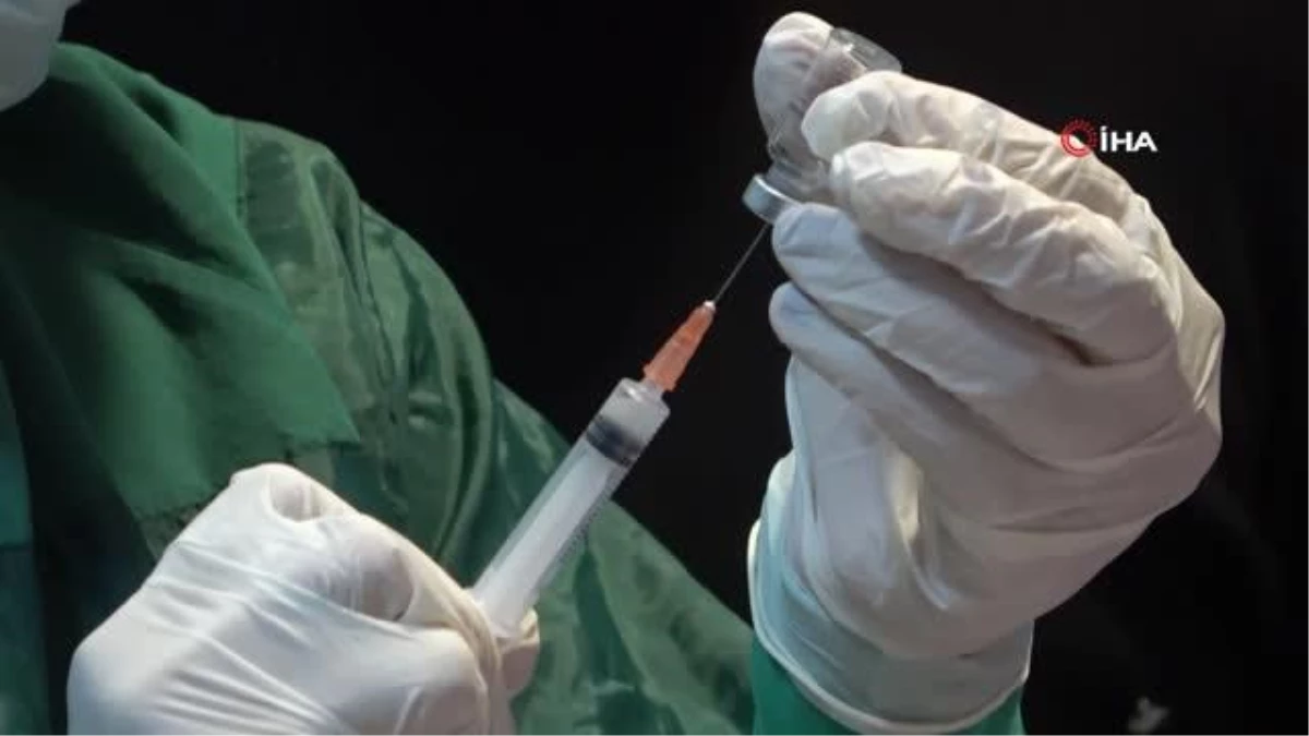 Samsun\'da ilk Covid-19 aşıları yapılmaya başlandı