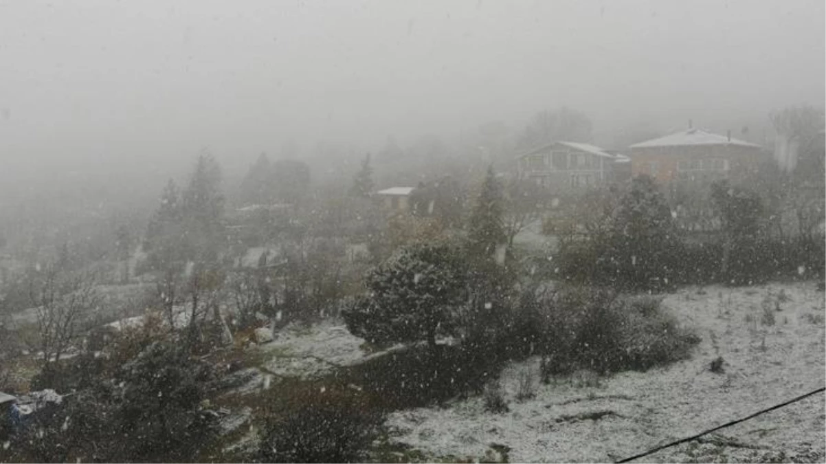Son Dakika! İstanbul\'da beklenen kar yağışı Anadolu Yakası\'nda başladı