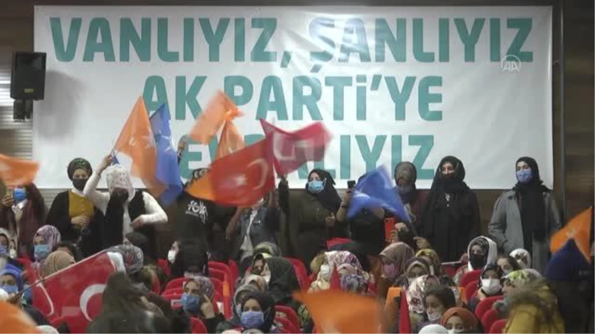 AK Parti Genel Merkez Kadın Kolları Başkanı Çam, Van kongresinde konuştu