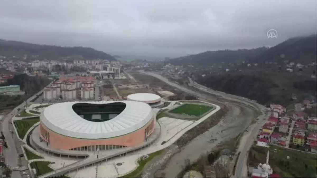 Çotanak Stadı için geri sayım başladı