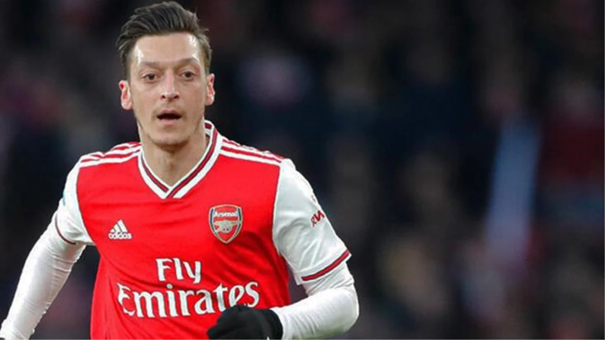 F.Bahçe\'nin gündemindeki Mesut Özil\'in Arsenal\'deki alacaklarını istemesi transferi tıkanma noktasına getirdi