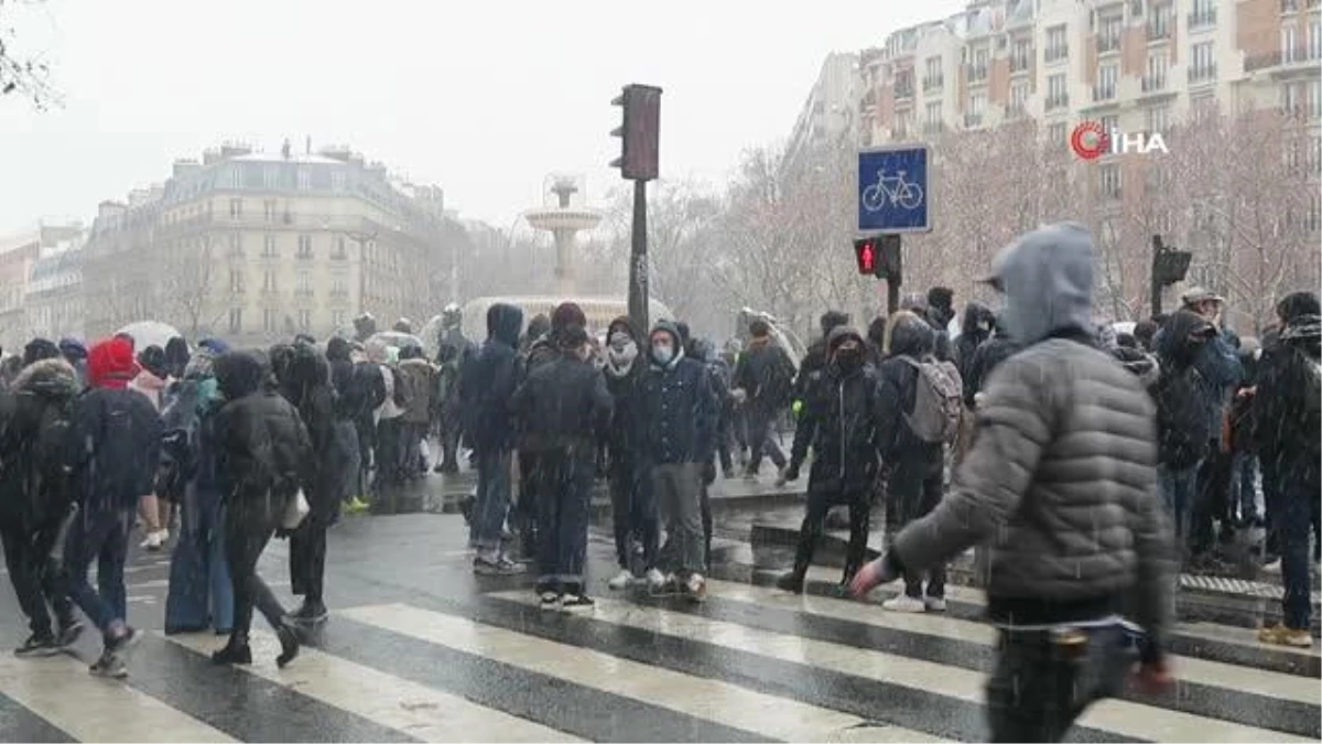 Fransa\'da "küresel güvenlik" yasası protestoları devam ediyor
