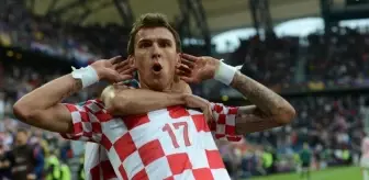 Beşiktaş'ın istediği Mandzukic, Milan'la 1.5 yıllık anlaşma sağladı