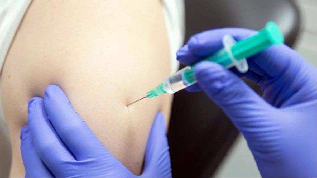 İsrail\'de Pfizer/BioNTech aşısı yaptıran 13 kişi yüz felci geçirdi