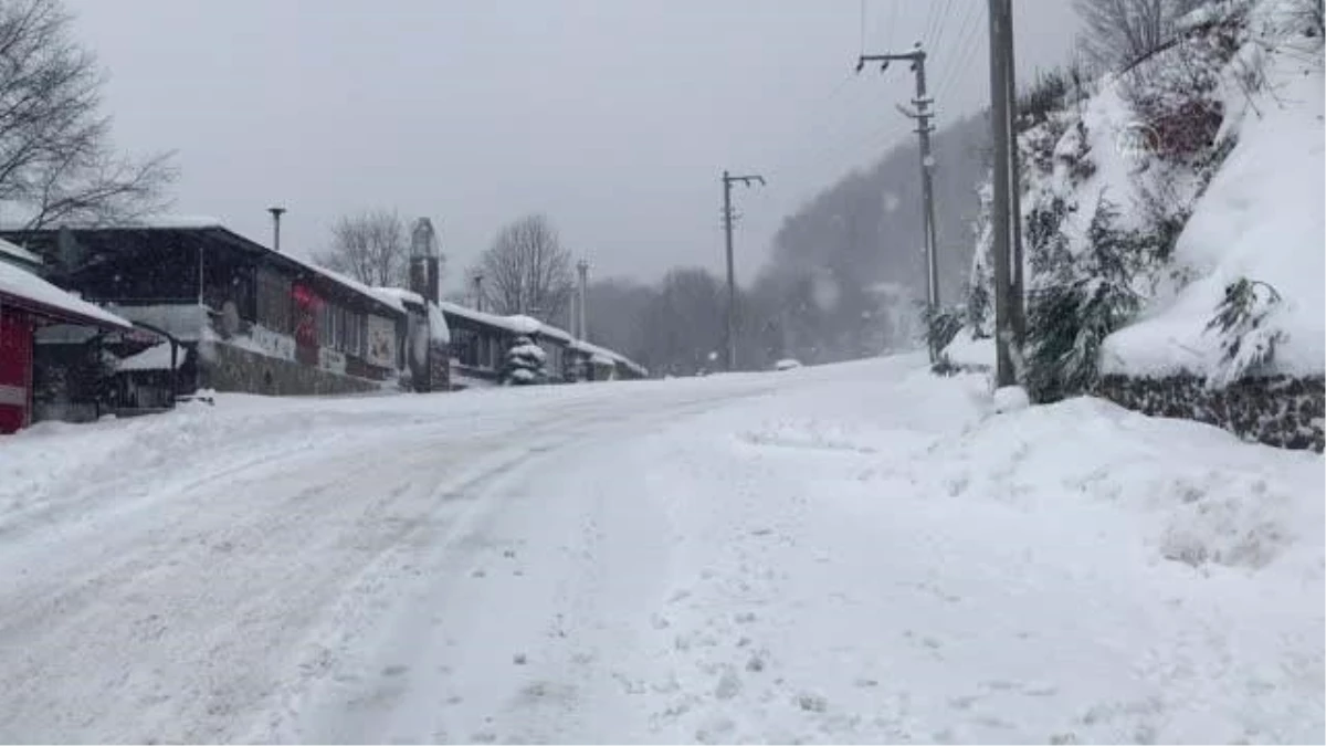 Kartepe\'de kar kalınlığı 85 santimetreye ulaştı