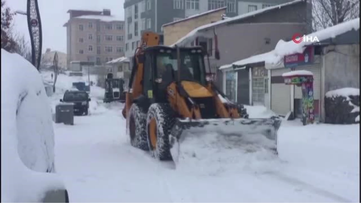 Bingöl\'de kar 281 köy yolunu ulaşıma kapattı