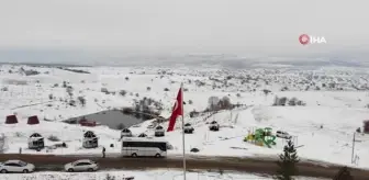 Dinek Dağı beyaza büründü