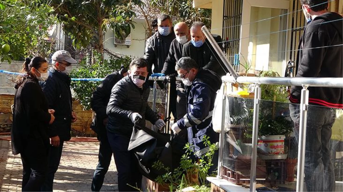 Yalnız yaşayan yaşlı kadın, komşuları tarafından kanlar içinde ölü bulundu