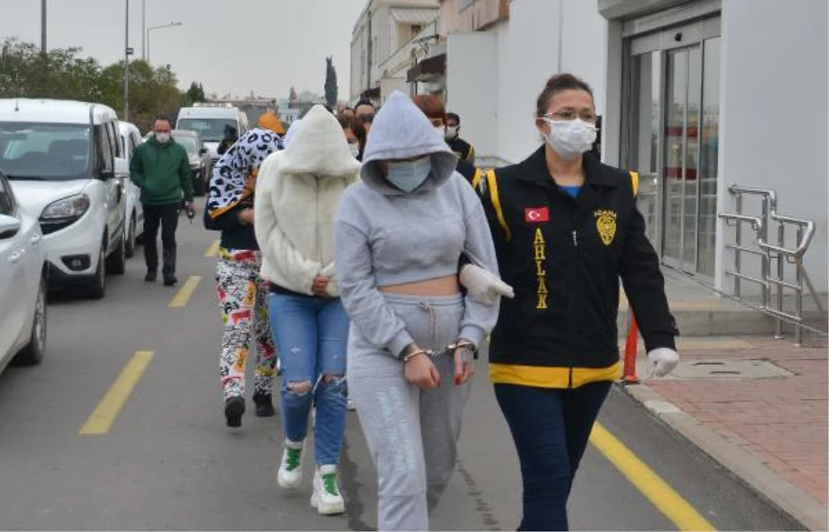 Fuhuş şebekesi lideri, kadınları evlilik vaadiyle kandırmış