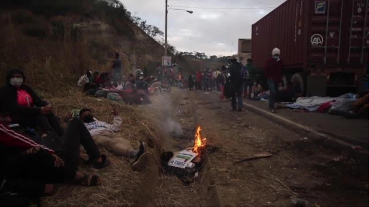 GUATEMALA - ABD\'ye gitmeye çalışan göçmenlere Guatemala ordusu müdahale etti