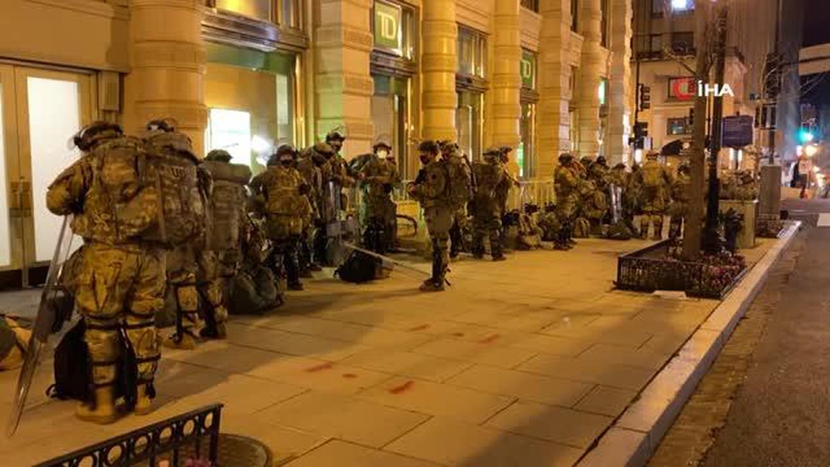 Washington D.C'de Ulusal Muhafızlar gece gündüz nöbet tutuyor