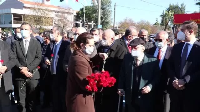 Fethiye'de Uğur Mumcu anısına yaptırılan anıt açıldı