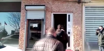 Son dakika haberleri | İzmir'de kırmızı ışıkta bekleyen kişiyi silahla öldürdüğü iddiasıyla aranan zanlı Tekirdağ'da tutuklandı