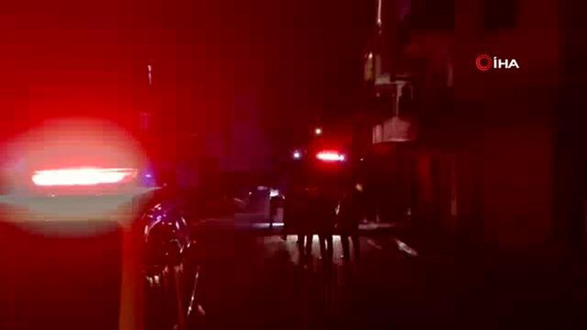 Sobadan sıçrayan kıvılcım evi yaktı