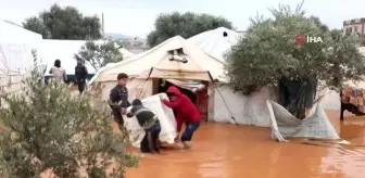 Suriye'nin kuzeyinde fırtına ve şiddetli yağış mülteci kamplarını vurdu