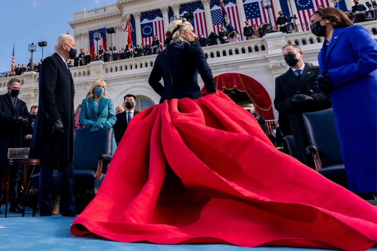 Dünyaca ünlü yıldızlar, yeni ABD başkanı Joe Biden\'ı törende yalnız bırakmadı! Lady Gaga kıyafetiyle mesaj verdi