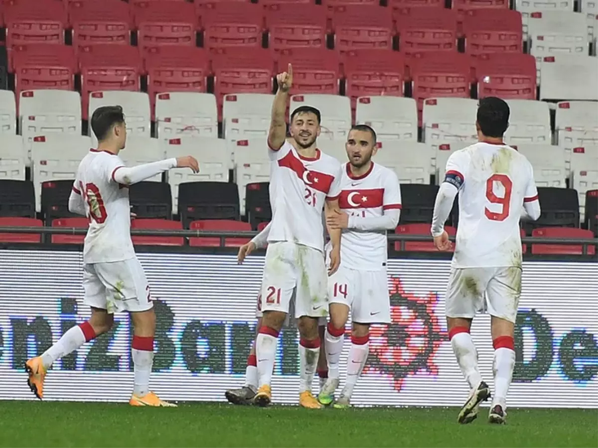 Halil Dervişoğlu\'nun babası transferi duyurdu: Galatasaray\'la anlaştık