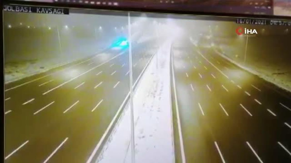 Hırsızlar Türkiye'nin en akıllı yolundaki kabloları çalmaya çalışırken sisteme yakalandı