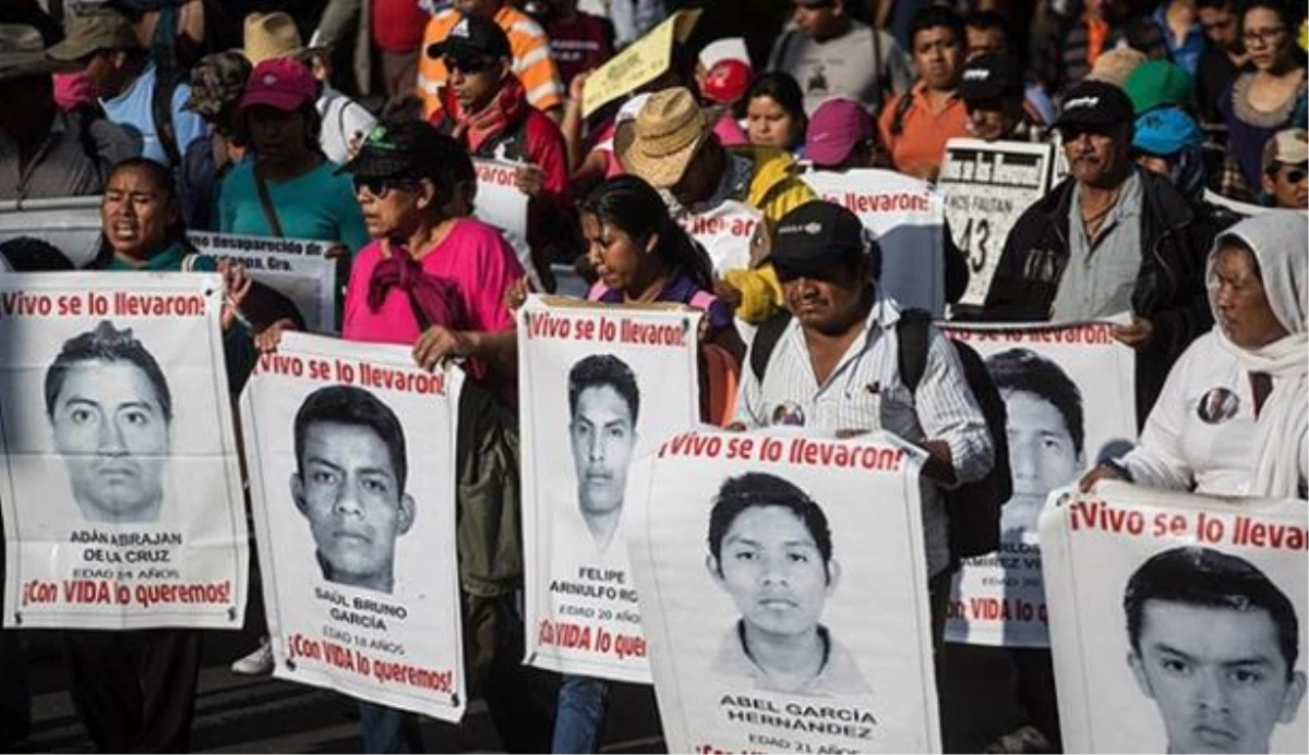Meksika\'da kaçırılan 43 öğrencinin asitle eritilip yakıldığı iddiası ülkeyi karıştırdı