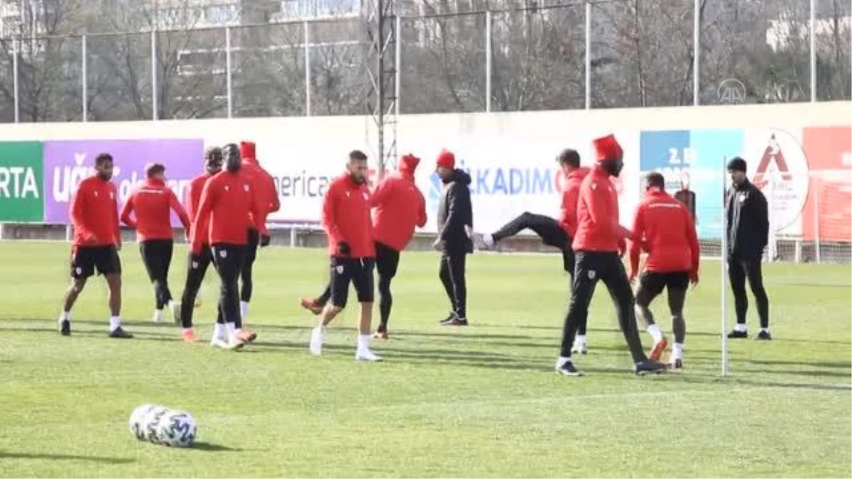 Son dakika haberi | Samsunspor Teknik Direktörü Sağlam: "Altay maçını kazanıp avantaj elde etmek istiyoruz"