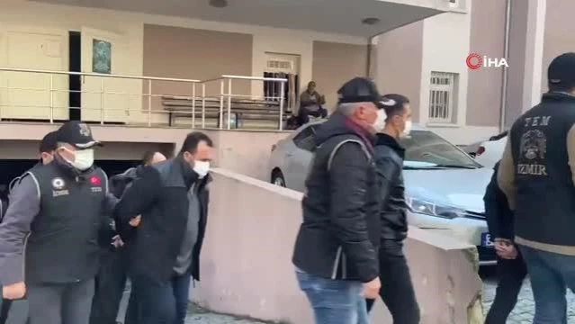 - İzmir merkezli FETÖ operasyonda 40 tutuklama daha