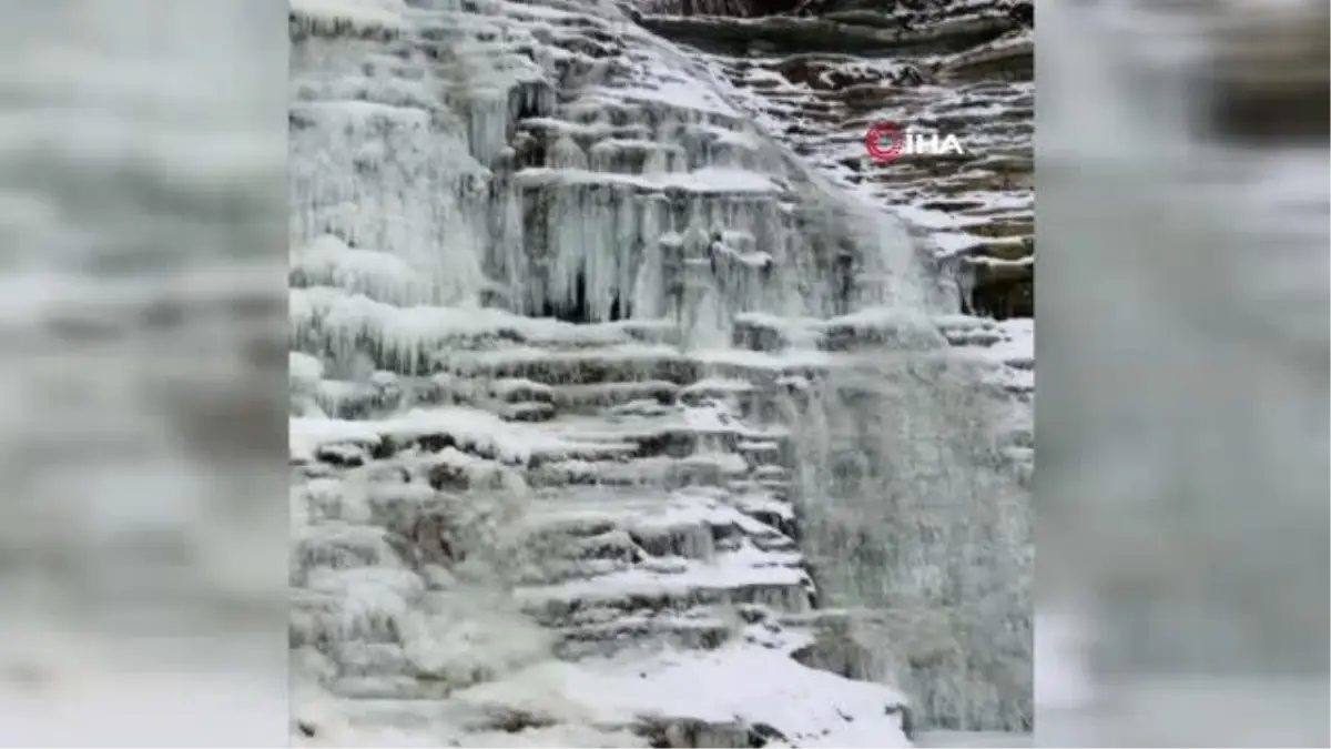 Sinop'ta şelale buz tuttu