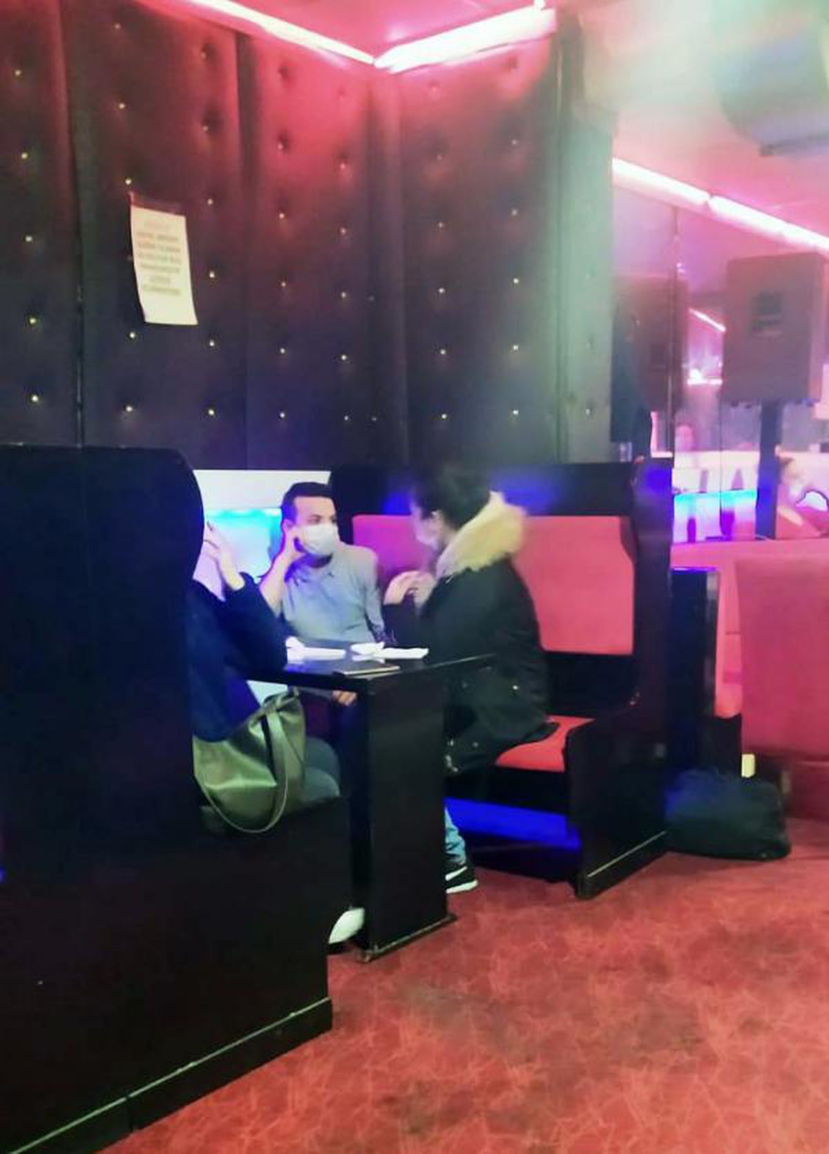 Son dakika haberleri | Eğlence merkezine operasyonda, 15 kişiye 47 bin lira ceza