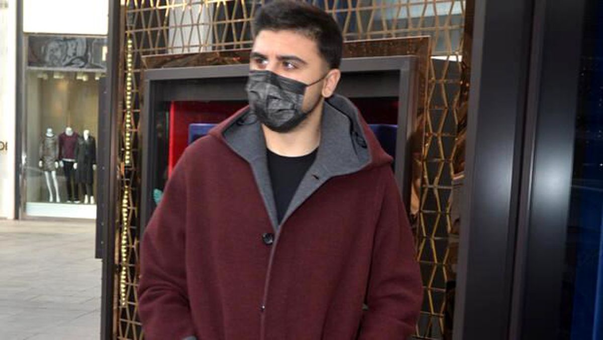 Kolaya kaçmış (Ozan Tufan)