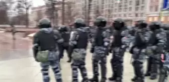 Polis, Rusya'da Navalny protestosuna müdahale etti (5)