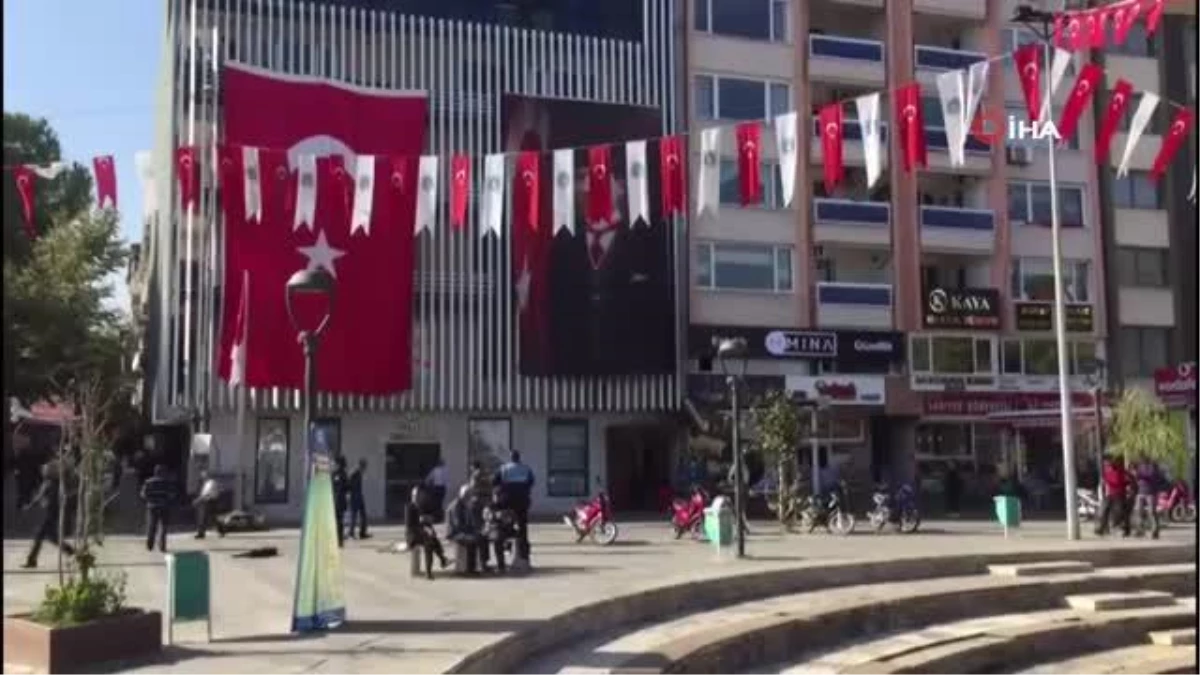Alaşehir Belediye işçileri ikramiyelerine kavuştu