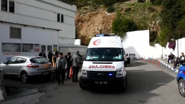 Bodrum'da inşaat işçileri arasındaki kavgada 3 kişi yaralandı