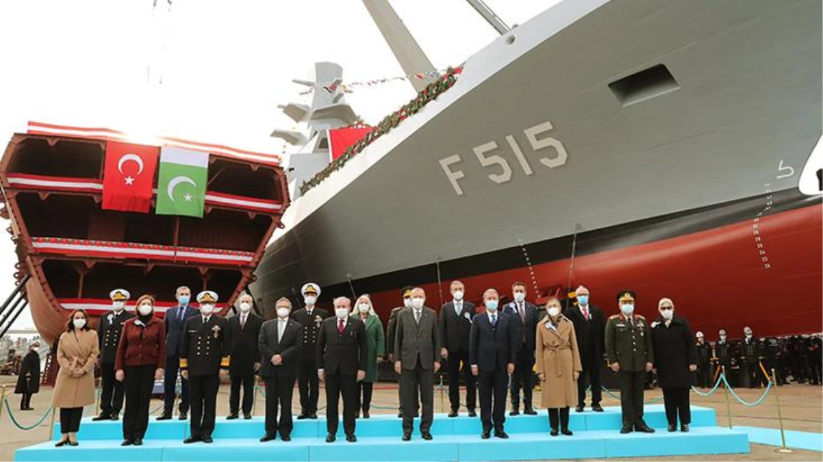 Türk Cumhurbaşkanı ve Pakistan Büyükelçisi birlikte Pakistan Donanması\'nın 3. MİLGEM Korveti\'nin "İlk Kaynak Atma Törenine" katıldı