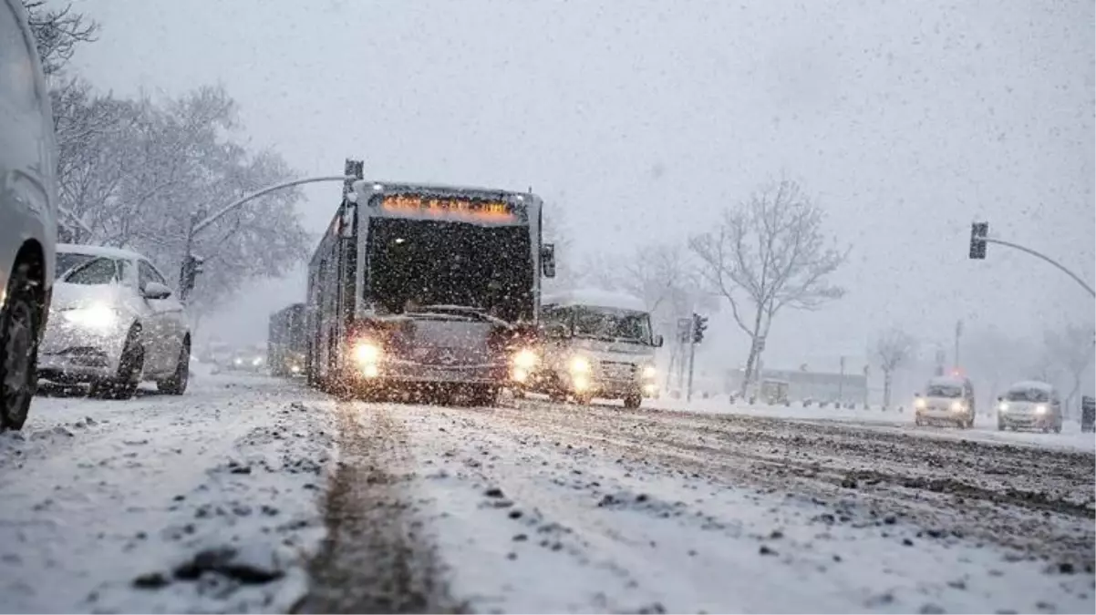 İstanbul\'da hava durumu bir gecede değişecek: Çarşamba ve perşembe günü kar yağışı bekleniyor