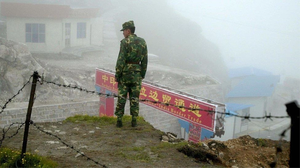 Çin ve Hindistan sınırında askerler arasında çatışma çıktı