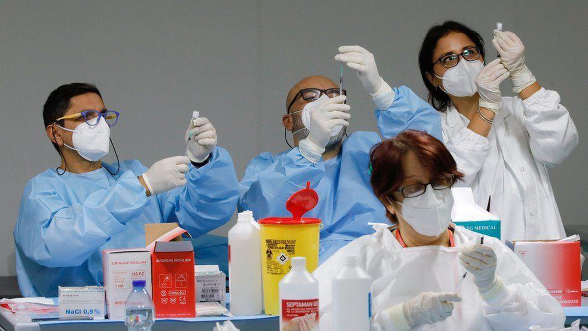 Covid: İtalya, aşı teslimatındaki gecikme nedeniyle Pfizer ve AstraZeneca aleyhine dava açacak