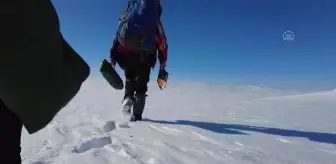 Dağcılar Sarissa Antik Kenti'nde kar üzerinde kamp yaptı