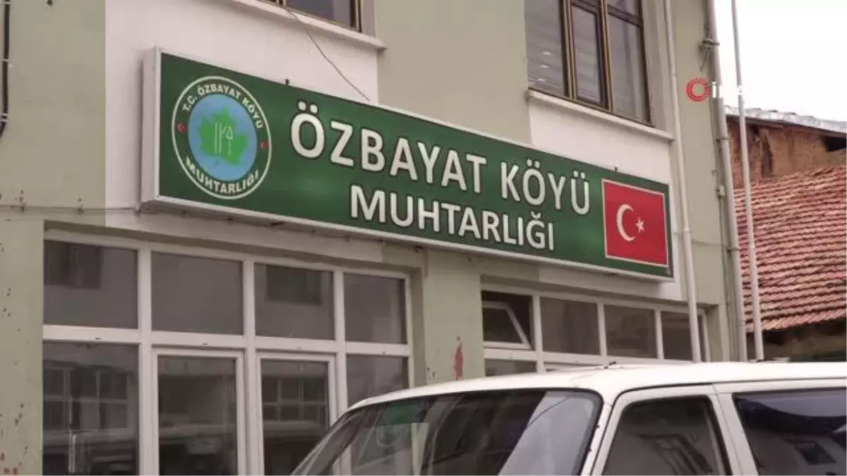 Isparta Belediyesi dalgıçlarından zorlu koşullardaki suda dip temizliği