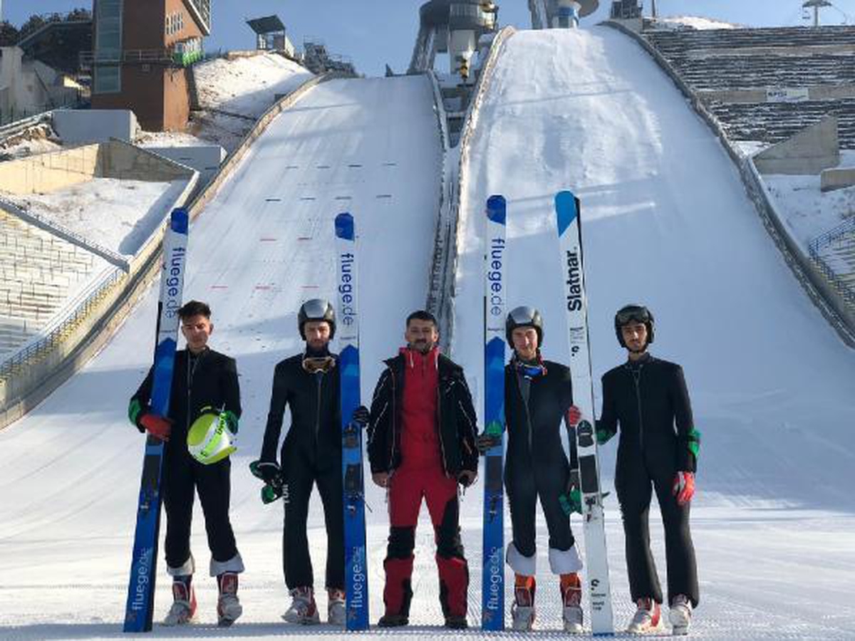 Kayakla Atlama Milli Takımı çalışmalarını Erzurum\'da sürdürüyor