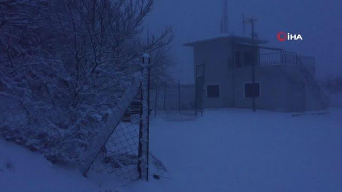 Keşanlılar bembeyaz bir güne uyandı