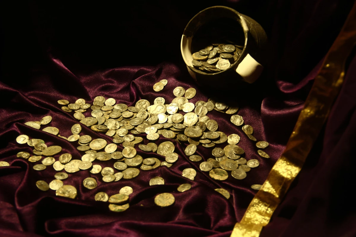 Kütahya\'da Roma İmparatorluğu\'na ait 651 gümüş sikke bulundu