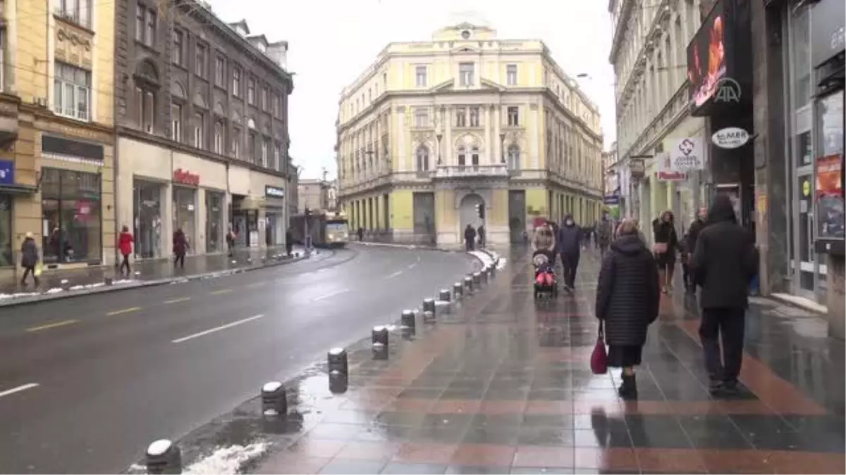 SARAYBOSNA - Bosna Hersek\'te Kovid-19 aşısının hala tedarik edilmemesi halkı endişelendiriyor