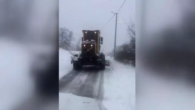 Trakya'da kar yağışı etkili oluyor